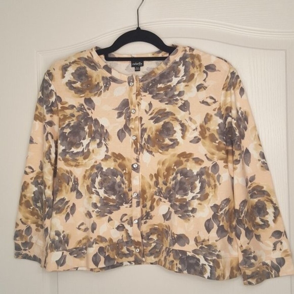 rafaella PETITE Peach Gray Floral Cardigan